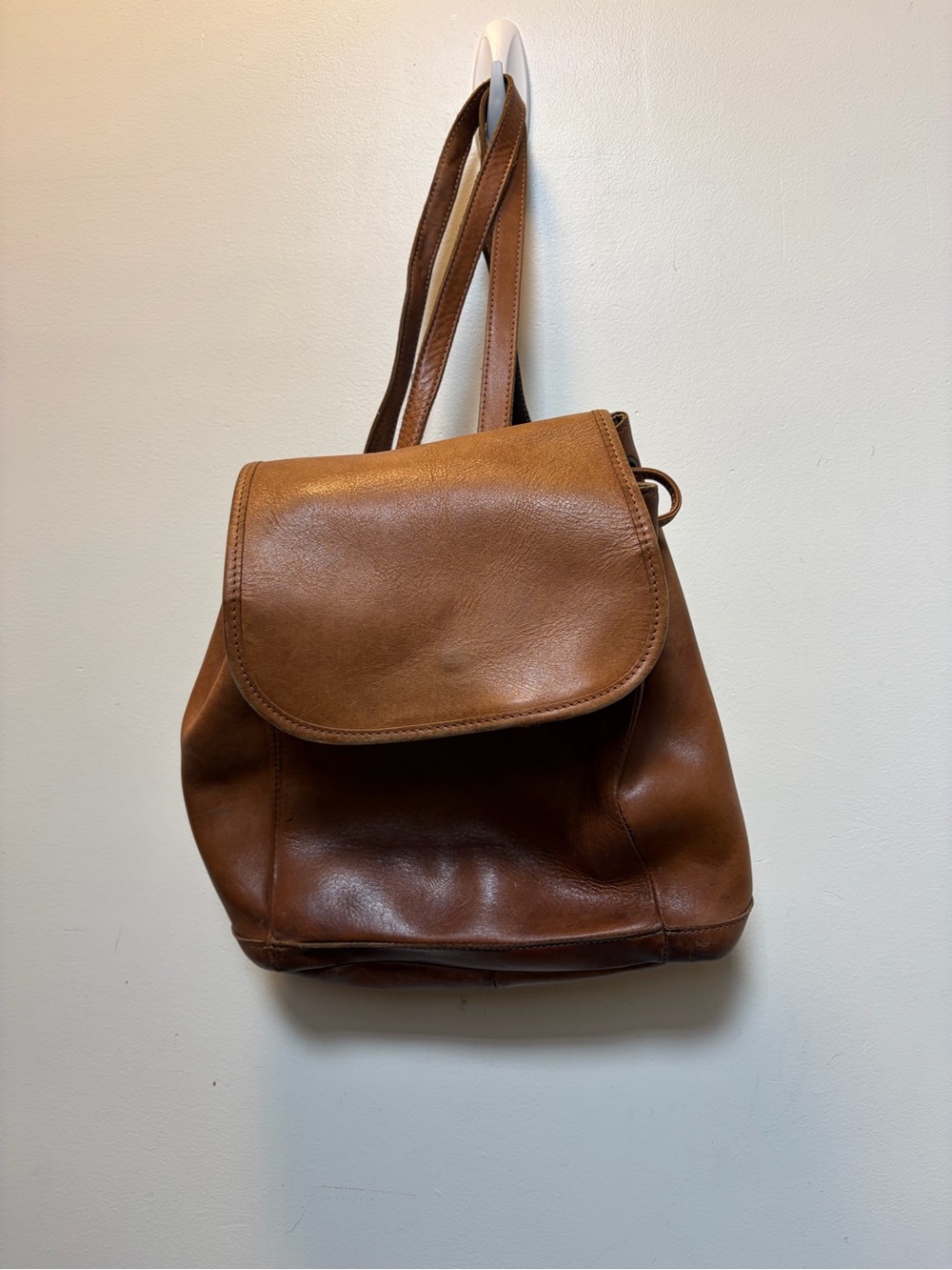 L.L. Bean, vintage Town and Field leather rucksack Leather *FLAW * RARE